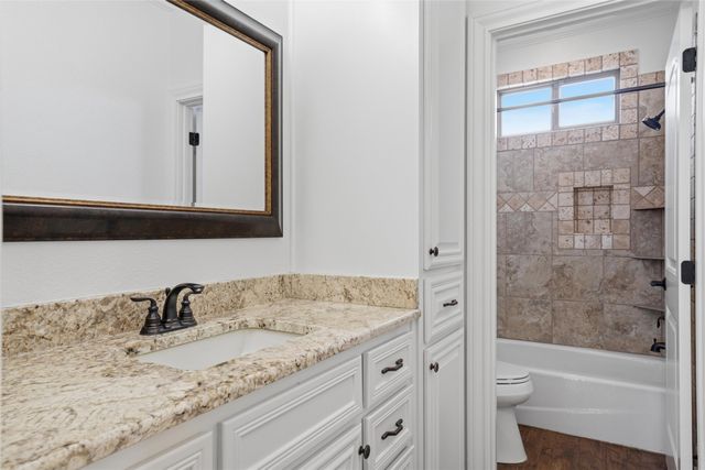 57 Independence Trail, Waco, TX 76708