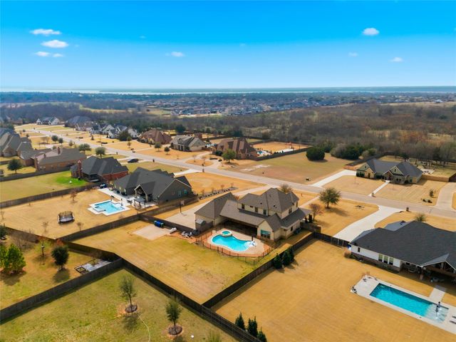 57 Independence Trail, Waco, TX 76708