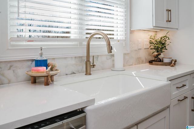 4549 MCGILL TERRACE, Hoover, AL 35226