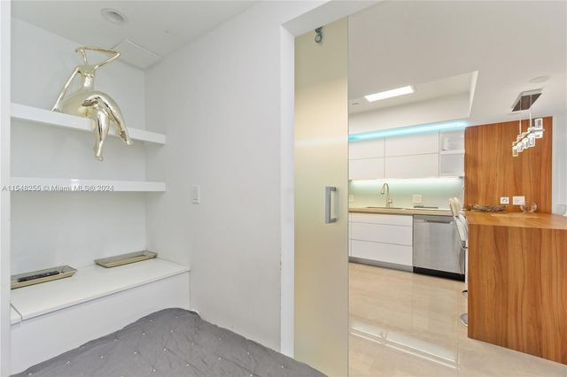 100 Lincoln Rd 1602, Miami Beach, FL 33139