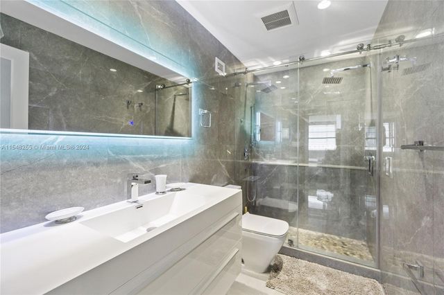 100 Lincoln Rd 1602, Miami Beach, FL 33139