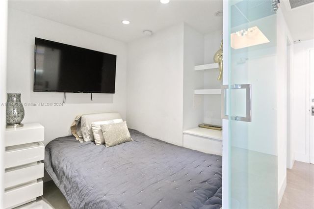 100 Lincoln Rd 1602, Miami Beach, FL 33139