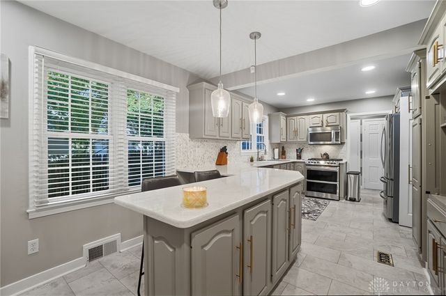 408 Southwood Drive, Springfield, OH 45504