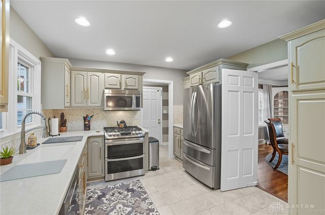 408 Southwood Drive, Springfield, OH 45504