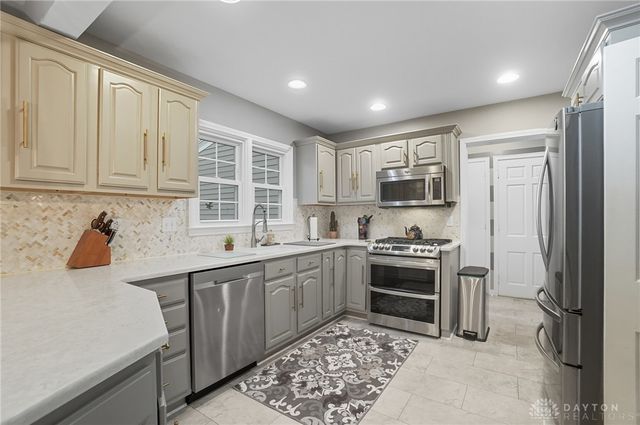 408 Southwood Drive, Springfield, OH 45504