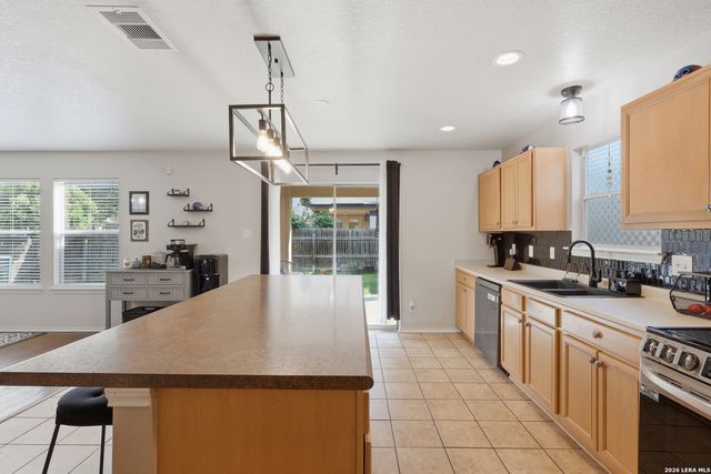 3 ADOBE GRV, San Antonio, TX 78239