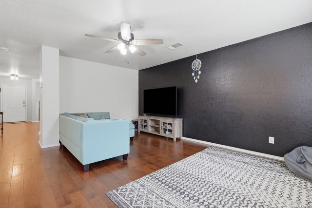 3 ADOBE GRV, San Antonio, TX 78239
