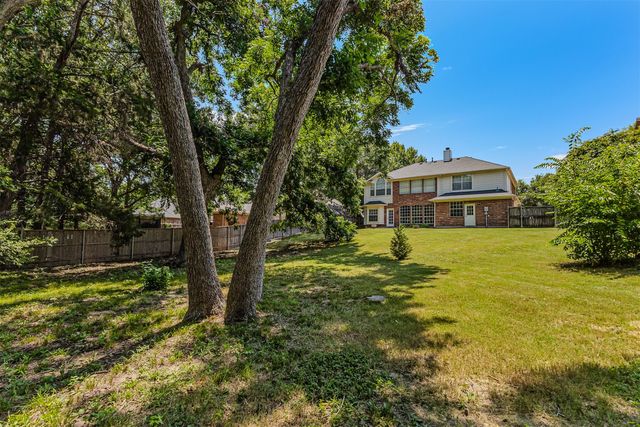 9301 Nottingham Court, Rowlett, TX 75088