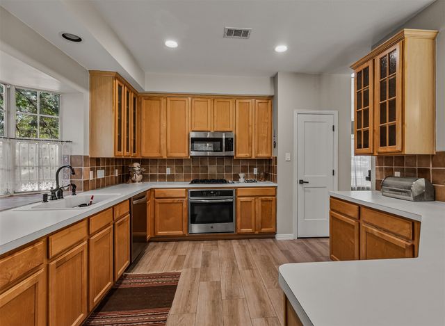9301 Nottingham Court, Rowlett, TX 75088