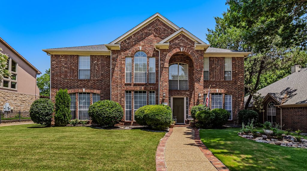 9301 Nottingham Court, Rowlett, TX 75088