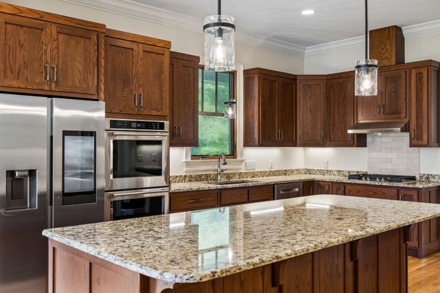1143 Hilton Ln, Castalian Springs, TN 37031