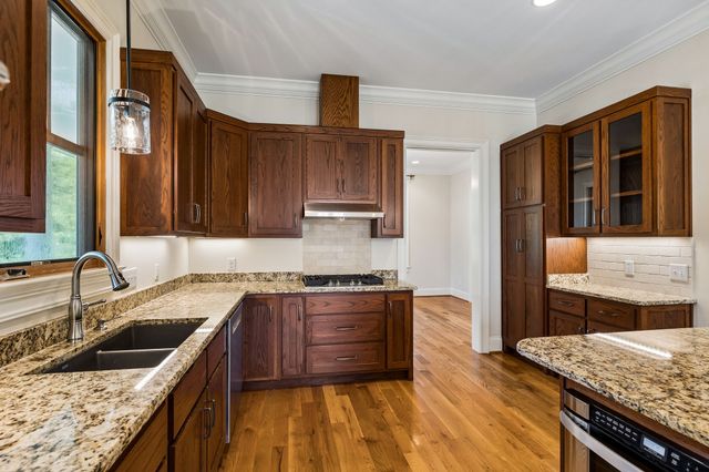 1143 Hilton Ln, Castalian Springs, TN 37031