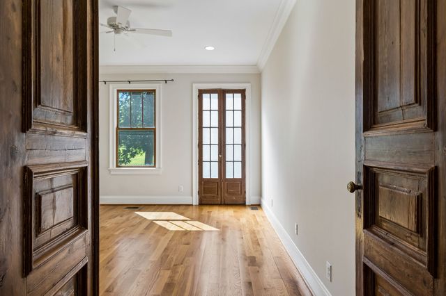 1143 Hilton Ln, Castalian Springs, TN 37031