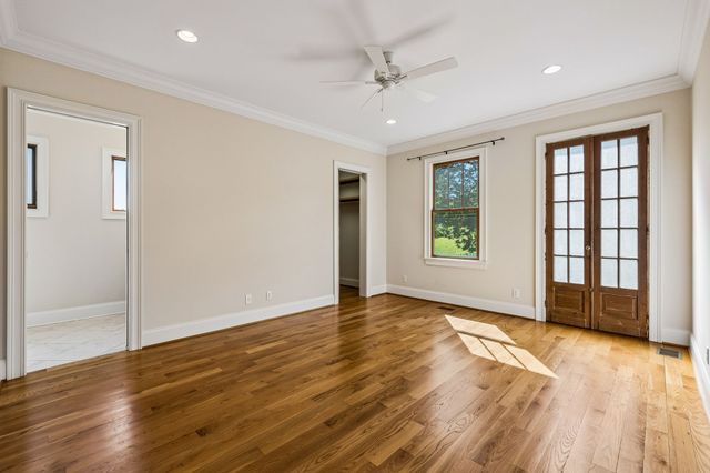 1143 Hilton Ln, Castalian Springs, TN 37031