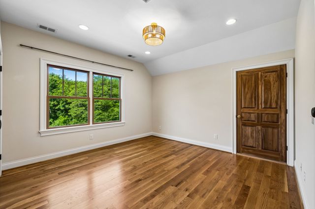 1143 Hilton Ln, Castalian Springs, TN 37031