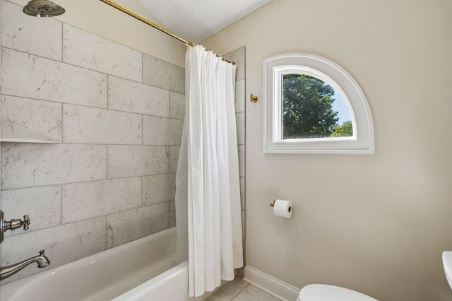 1143 Hilton Ln, Castalian Springs, TN 37031