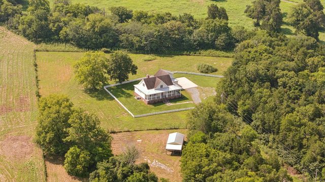 1143 Hilton Ln, Castalian Springs, TN 37031
