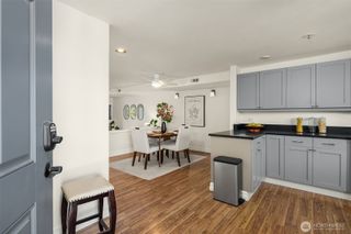 9039 NE Juanita Drive #305, Kirkland, WA 98034