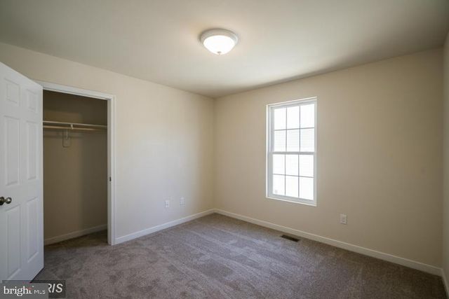 208 BEND FARM RD, Fredericksburg, VA 22408