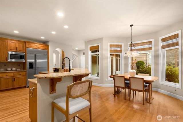 3021 278th Court SE, Sammamish, WA 98075