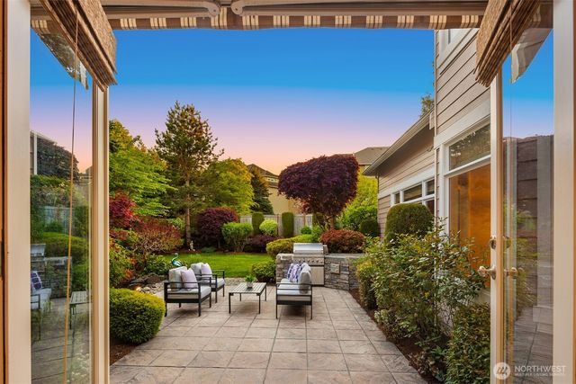 3021 278th Court SE, Sammamish, WA 98075