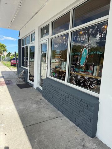 854 Ali Baba Ave, Opa-locka, FL 33054