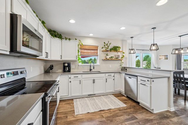 74 Weston Ridge ROAD, Oconomowoc, WI 53066