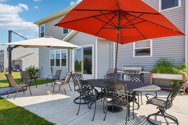 74 Weston Ridge ROAD, Oconomowoc, WI 53066