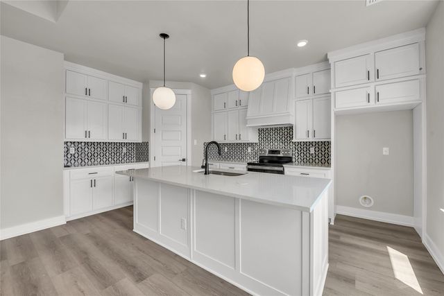 313 Boots Court, Lorena, TX 76655