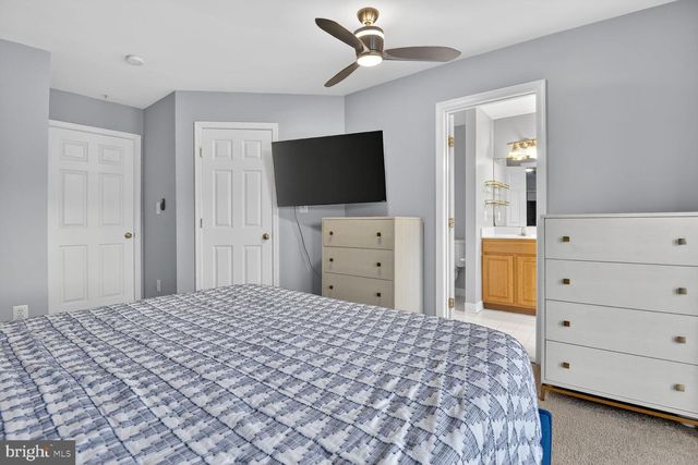 300 CENTER LN, Occoquan, VA 22125