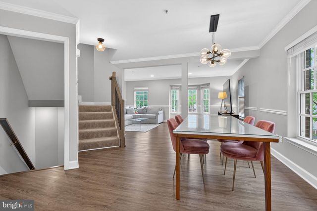 300 CENTER LN, Occoquan, VA 22125
