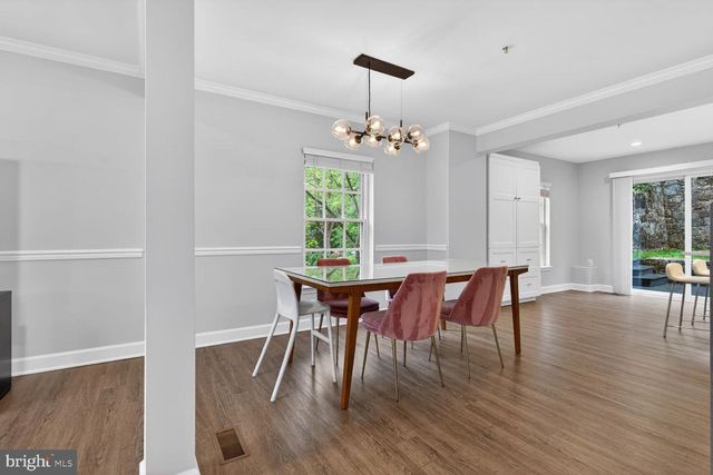 300 CENTER LN, Occoquan, VA 22125