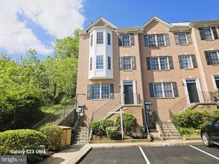 300 CENTER LN, Occoquan, VA 22125
