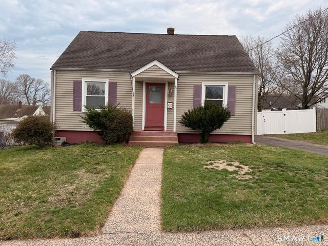 44 Lynmoor Place, Hamden, CT 06517