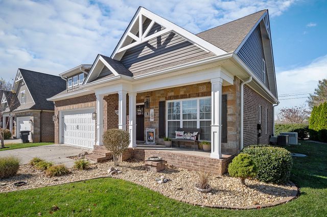 1138 Cross Pointe Dr, Cookeville, TN 38506