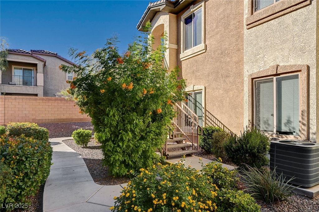 8985 South Durango Drive 2099, Las Vegas, NV 89113