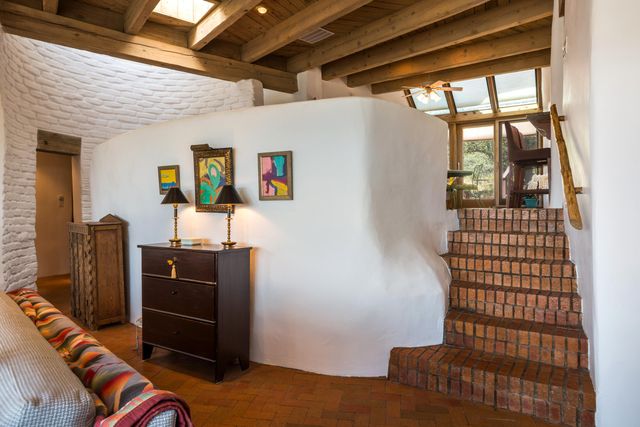 33 Juniper Hill Road NE, Albuquerque, NM 87122
