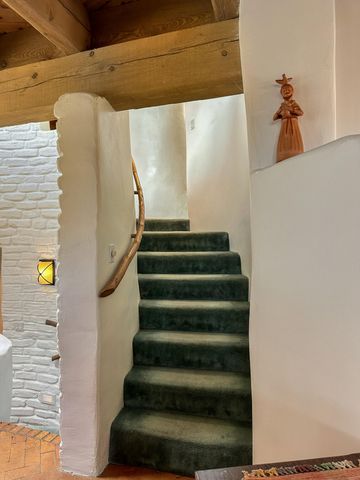 33 Juniper Hill Road NE, Albuquerque, NM 87122