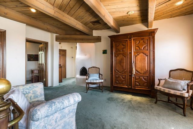33 Juniper Hill Road NE, Albuquerque, NM 87122