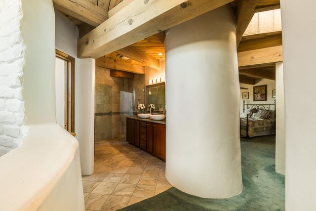33 Juniper Hill Road NE, Albuquerque, NM 87122