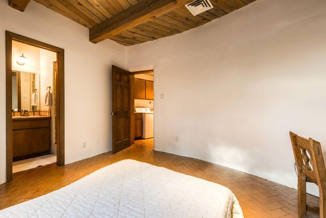 33 Juniper Hill Road NE, Albuquerque, NM 87122