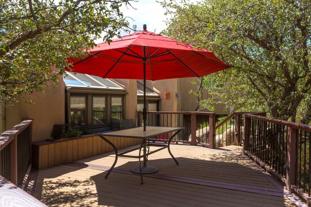 33 Juniper Hill Road NE, Albuquerque, NM 87122