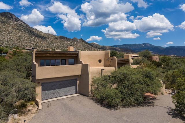 33 Juniper Hill Road NE, Albuquerque, NM 87122