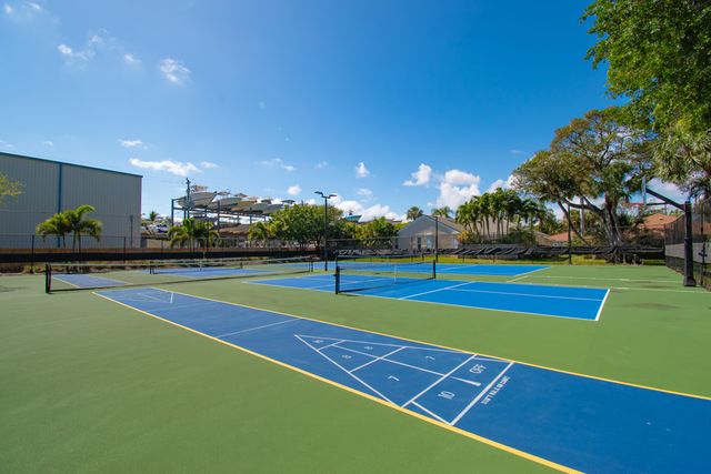 8200 Lakeshore Drive 202, Hypoluxo, FL 33462