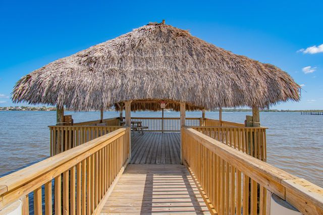 8200 Lakeshore Drive 202, Hypoluxo, FL 33462