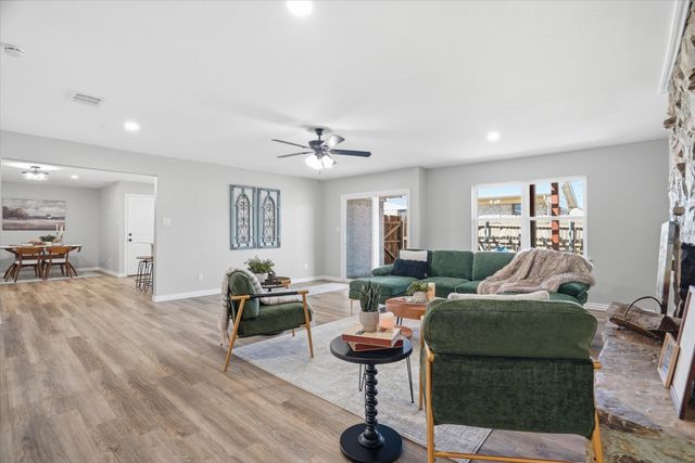 6024 Whitley Road, Watauga, TX 76148