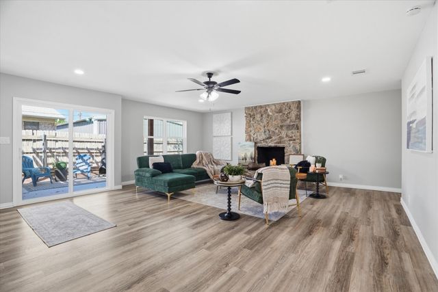 6024 Whitley Road, Watauga, TX 76148