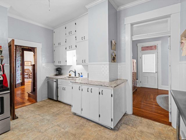 216 N Lincoln Avenue, Rockport, IN 47635