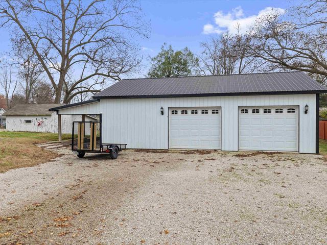 216 N Lincoln Avenue, Rockport, IN 47635