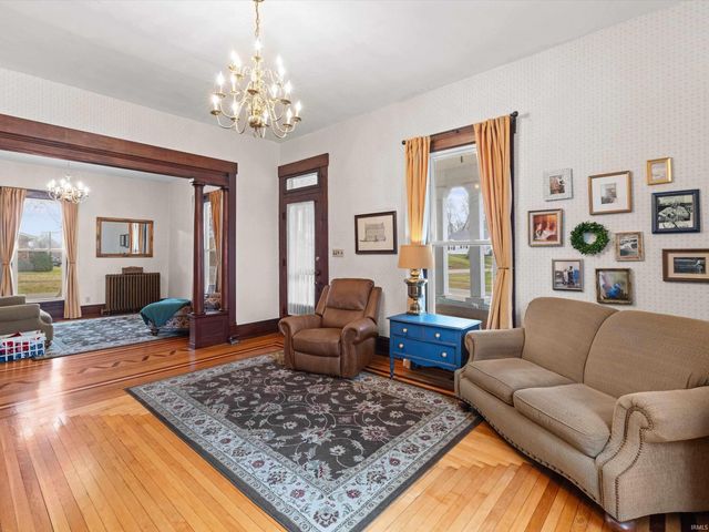 216 N Lincoln Avenue, Rockport, IN 47635